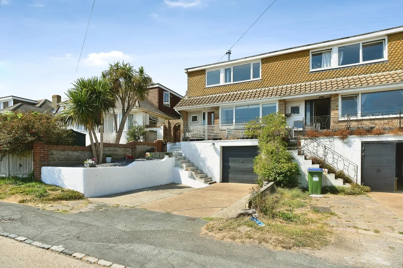 3 bed house for sale, Rodmell Avenue, Brighton, BN2