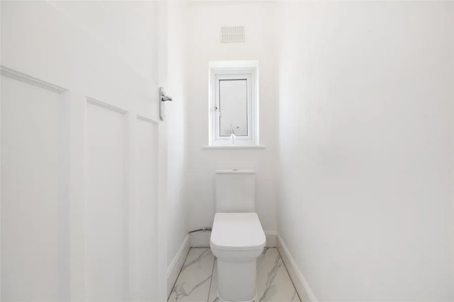 Hall Lane, London, NW4, photo 13