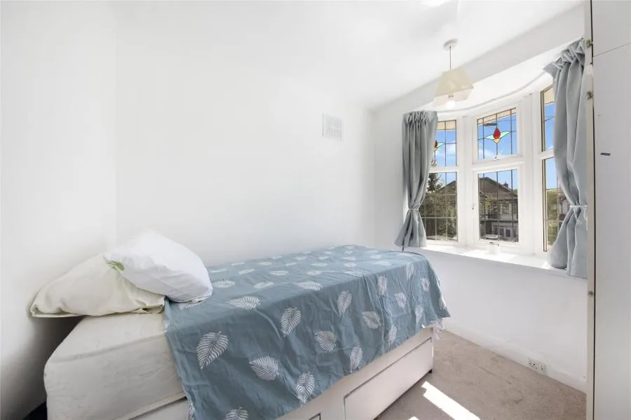 Hall Lane, London, NW4, photo 12