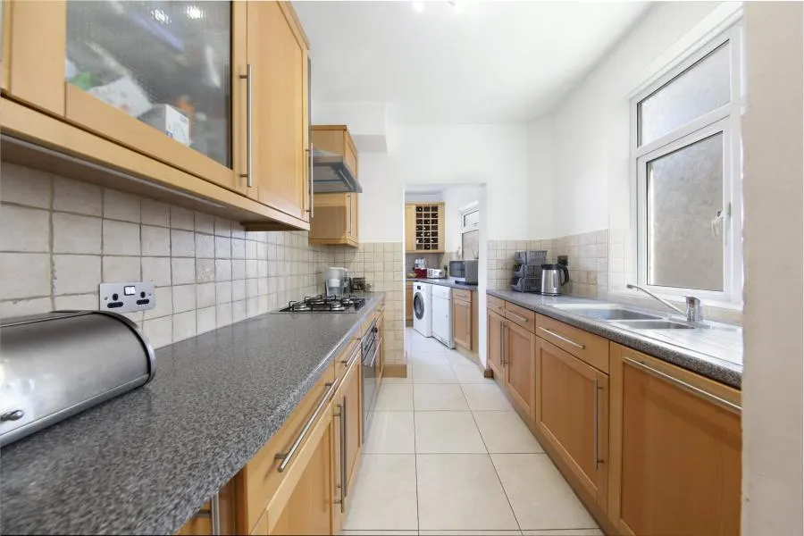 Hall Lane, London, NW4, photo 5
