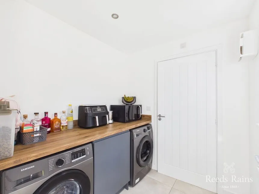 Whinfell Drive, Normanby, North Yorkshire, TS6, photo 9