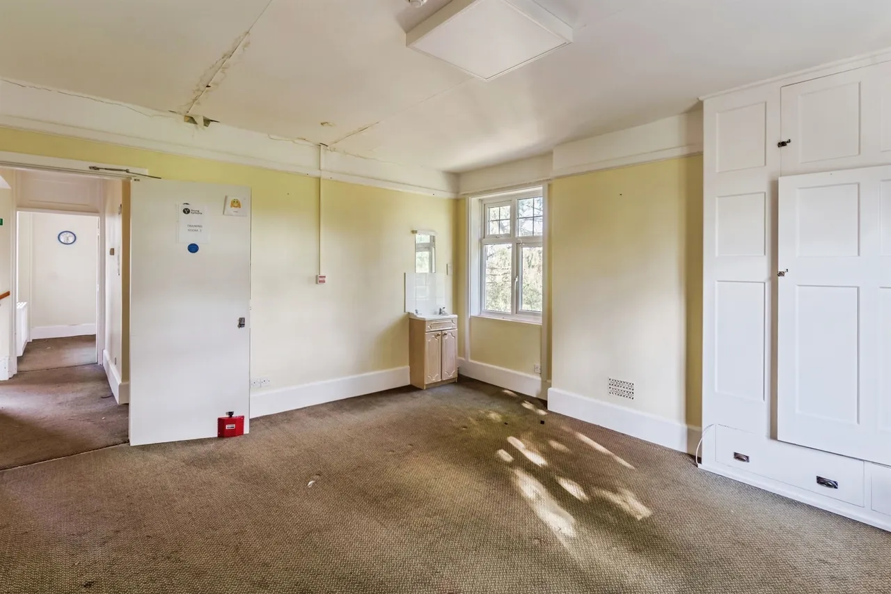 St. Piers Lane, Lingfield, RH7, photo 10