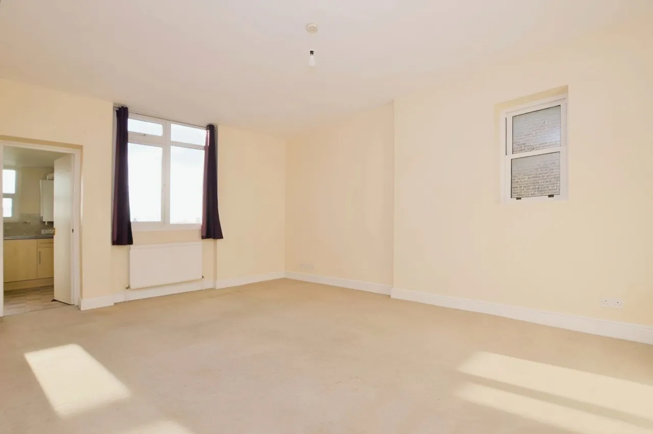 Linden Grove, London, SE15, photo 3