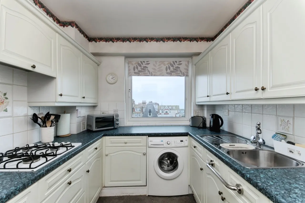 Bolsover Road, Eastbourne, BN20, photo 5