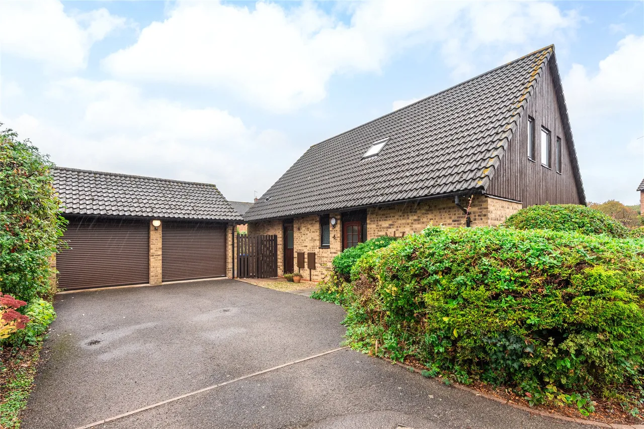 Dalestones, West Hunsbury, NN4, photo 13