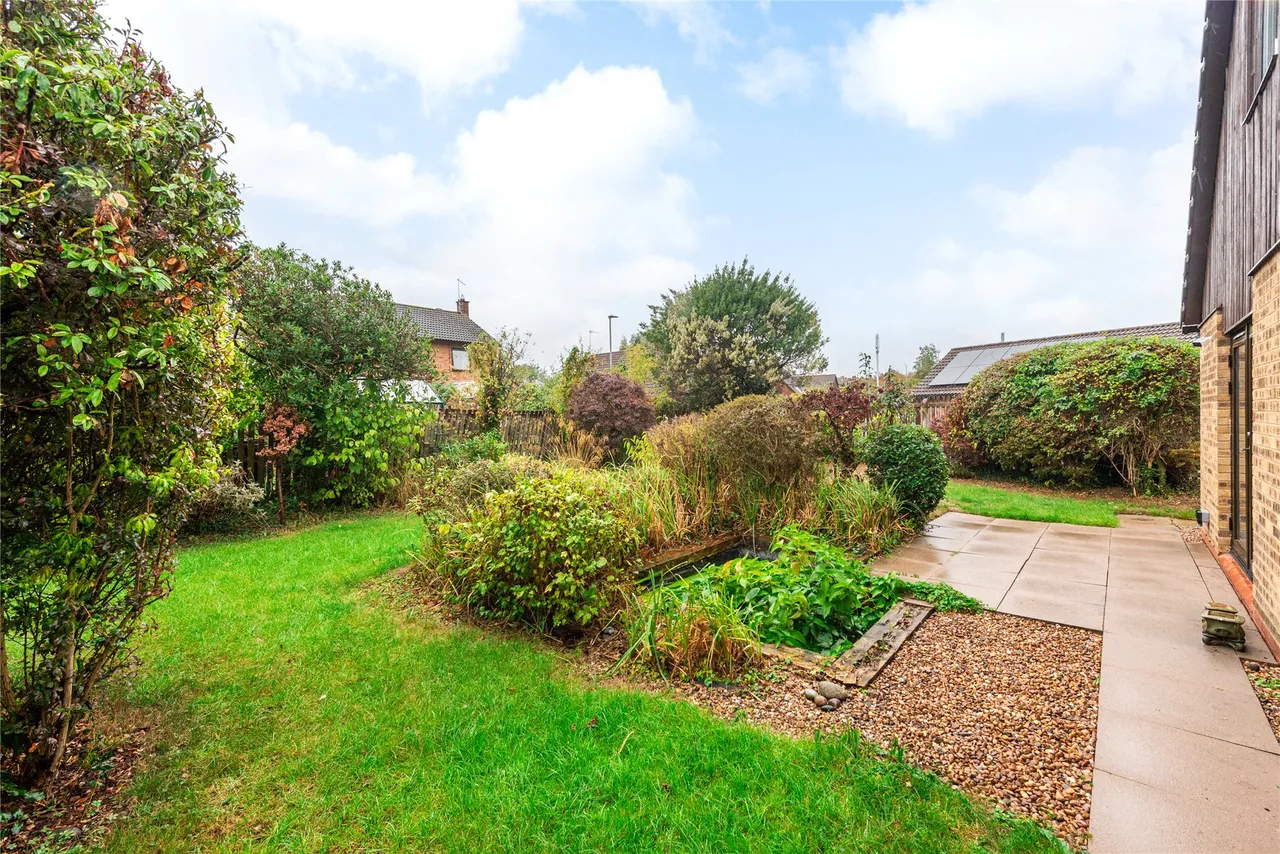 Dalestones, West Hunsbury, NN4, photo 9