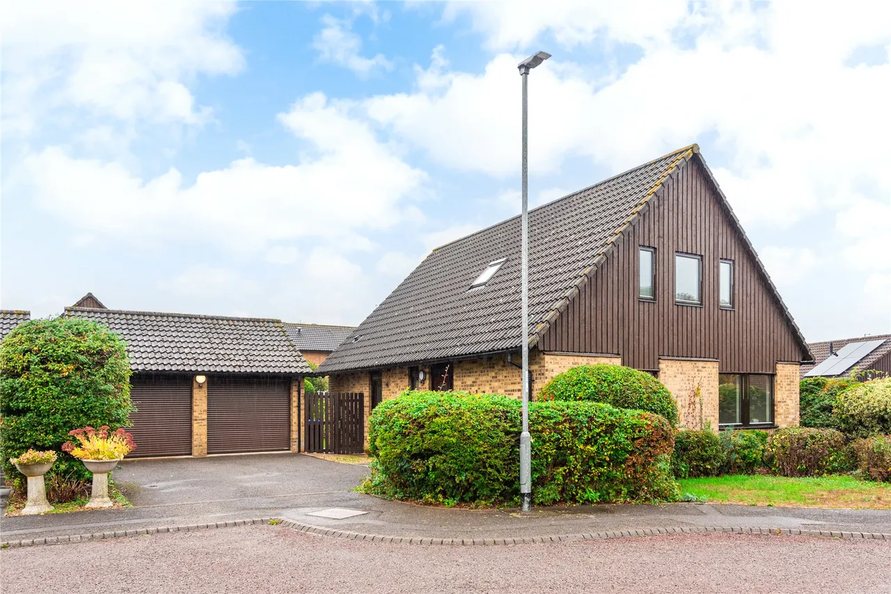 3 bed house for sale, Dalestones, West Hunsbury, NN4
