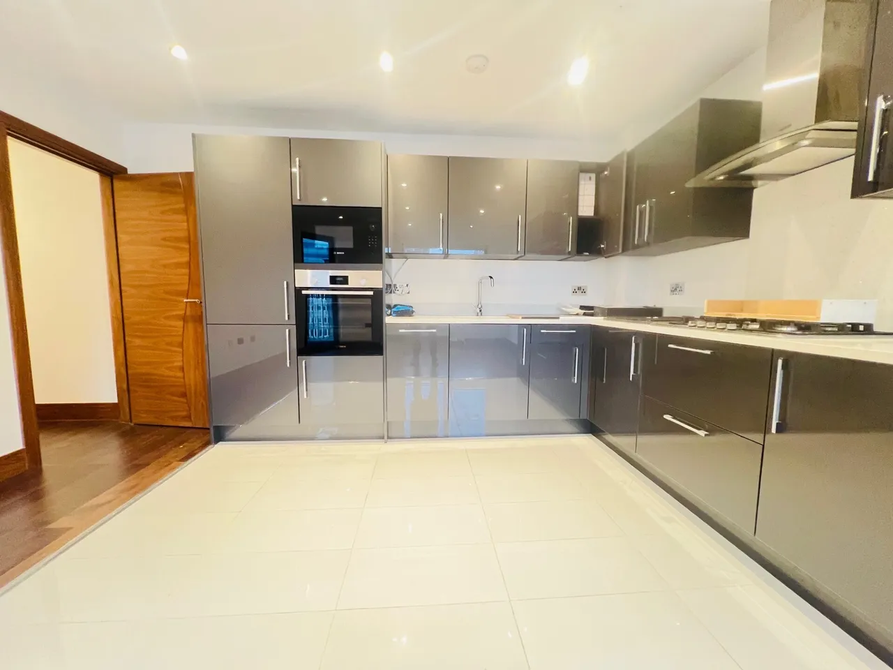 2 bed flat to rent — Scarbrook Road Croydon CR0