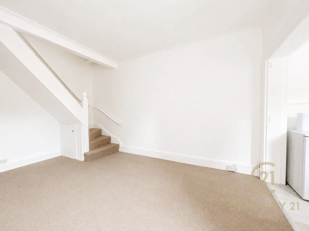 Bearfield Road, Kingston upon Thames, KT2, photo 2