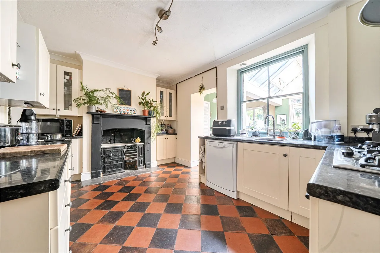 Market Hall Street, Kington, HR5, photo 8