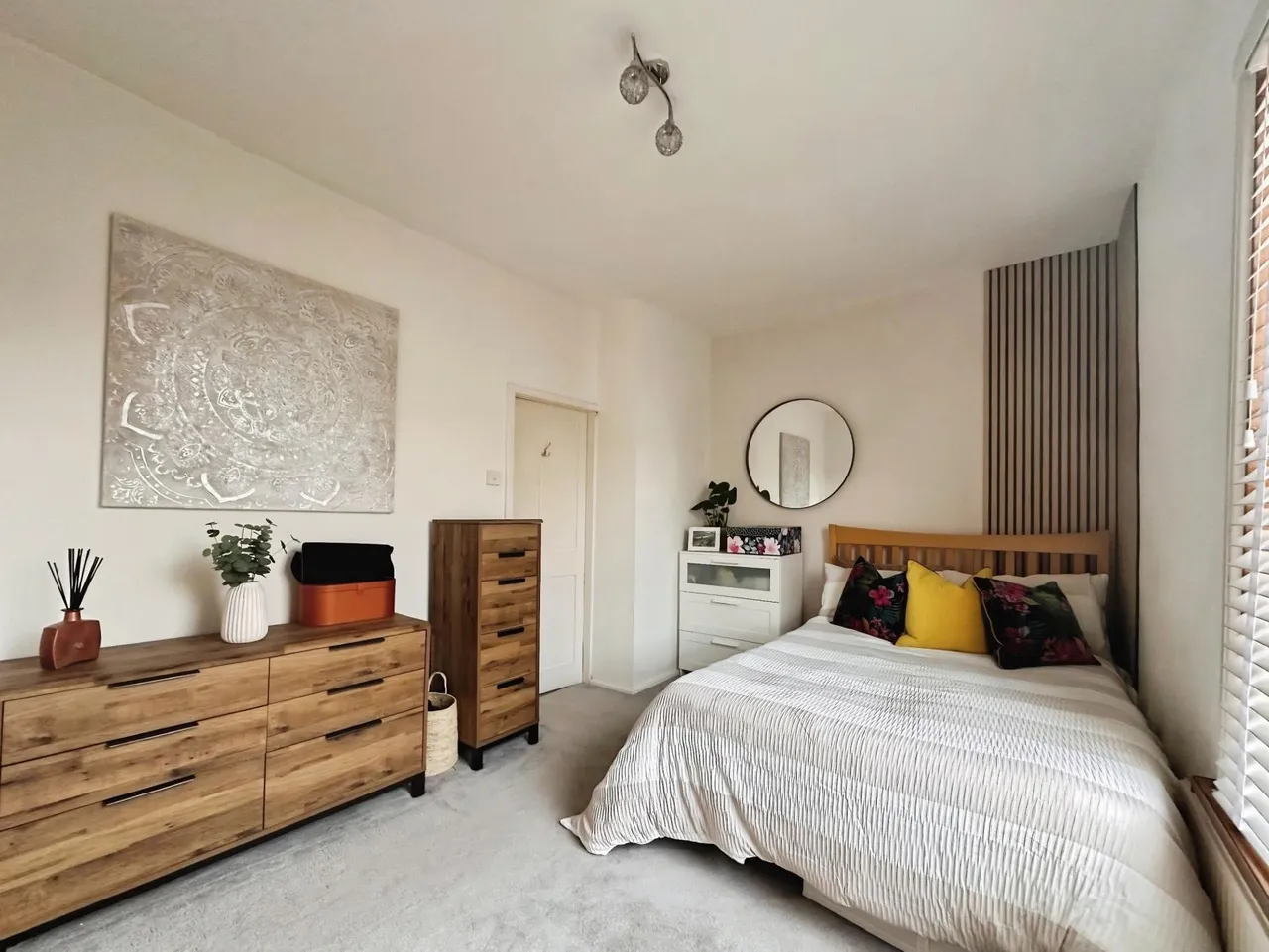 Rodley Lane, Leeds, LS13, photo 9