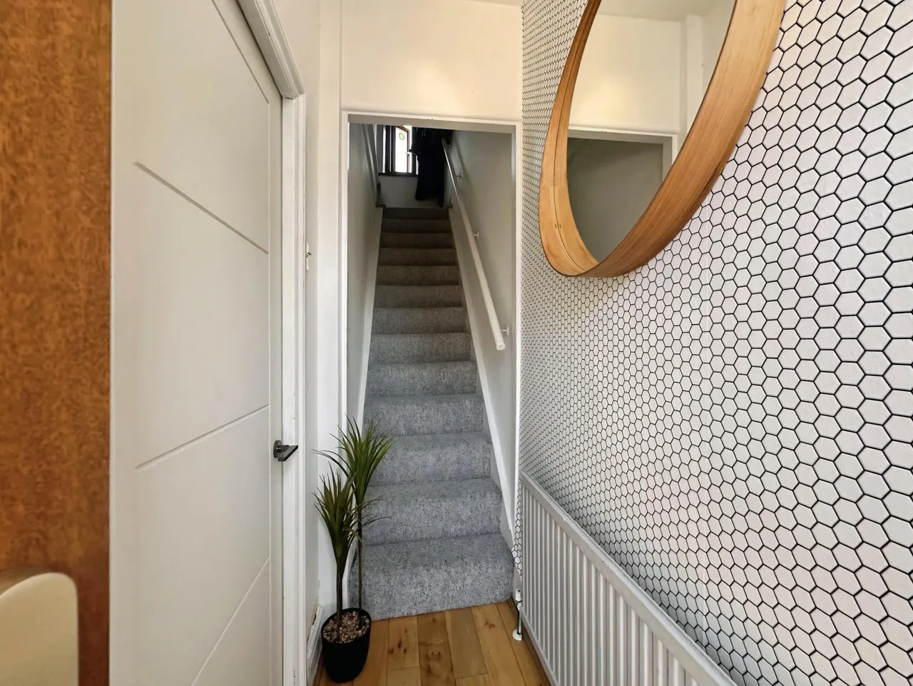Rodley Lane, Leeds, LS13, photo 15