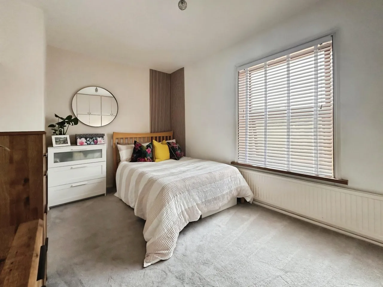 Rodley Lane, Leeds, LS13, photo 8