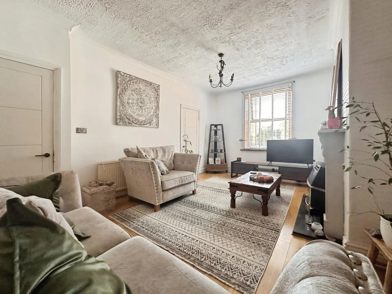 Rodley Lane, Leeds, LS13, photo 4
