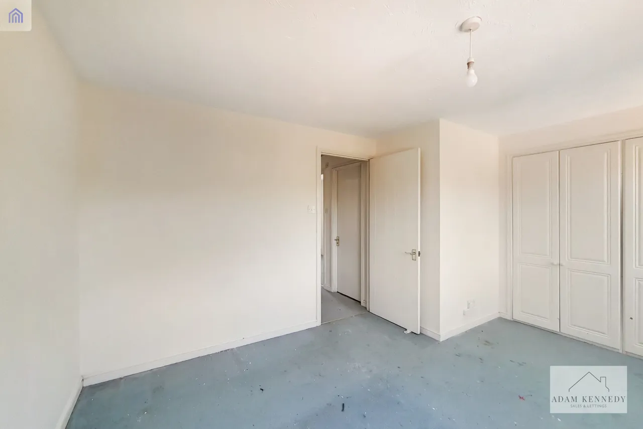 15 Landridge Drive, Enfield, Greater London, EN1 4LG, photo 12
