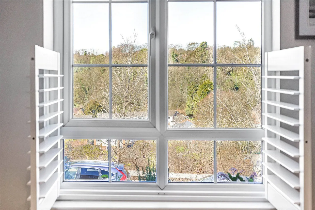 Haywards Close, Henley-on-Thames, RG9, photo 19