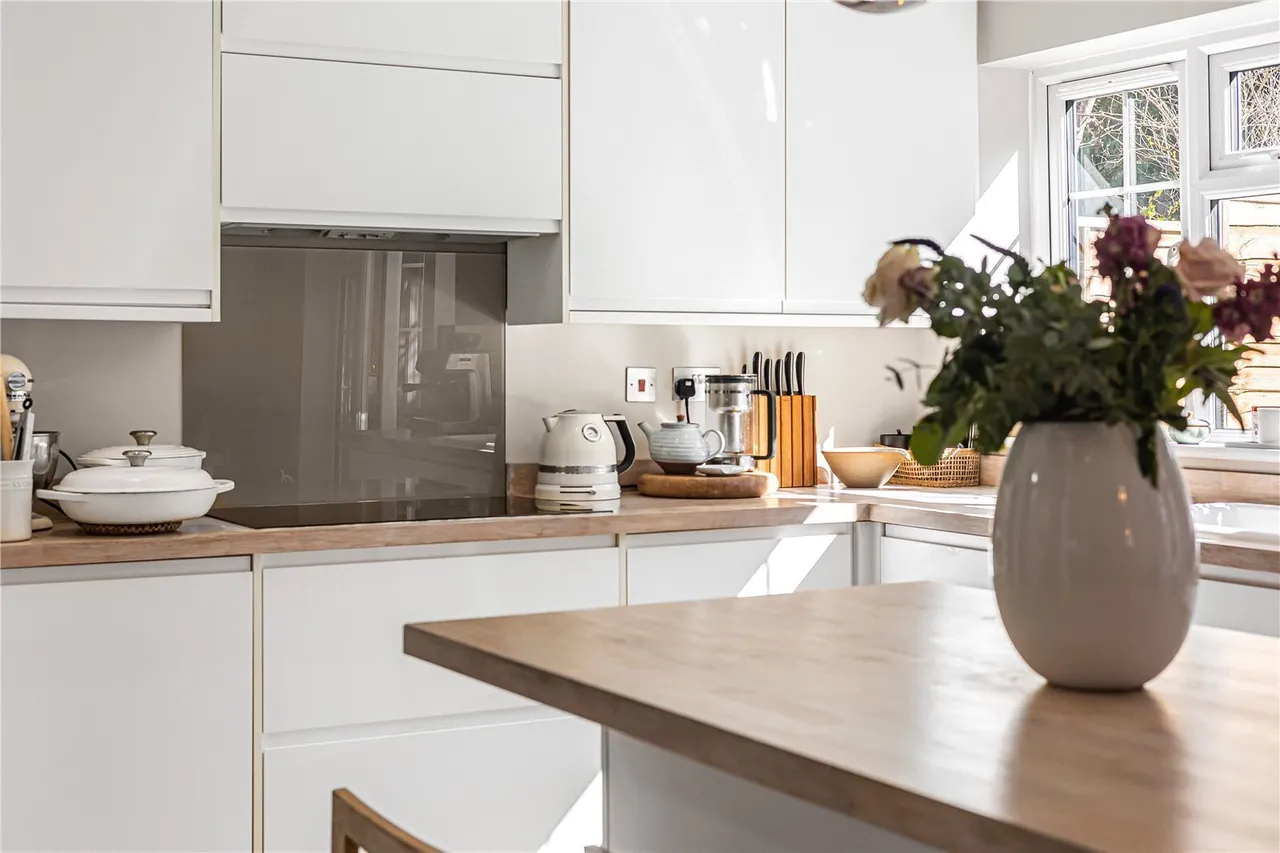 Haywards Close, Henley-on-Thames, RG9, photo 8