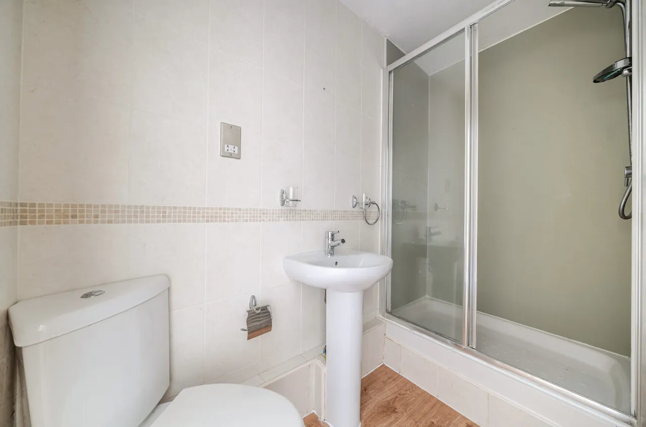 Headingley Lane, Headingley, LS6, photo 7