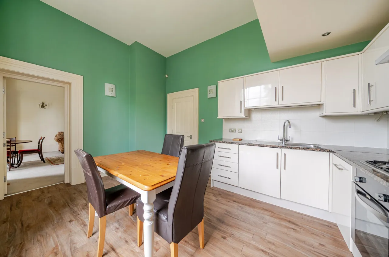 Headingley Lane, Headingley, LS6, photo 17