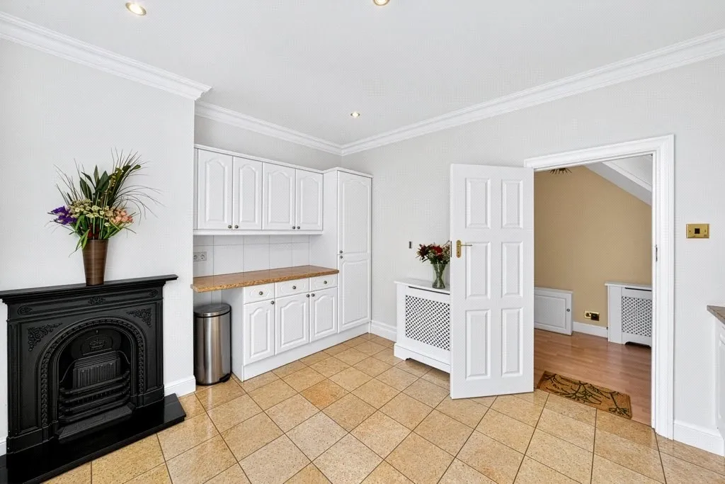 Madrid Road, Barnes, SW13, photo 11
