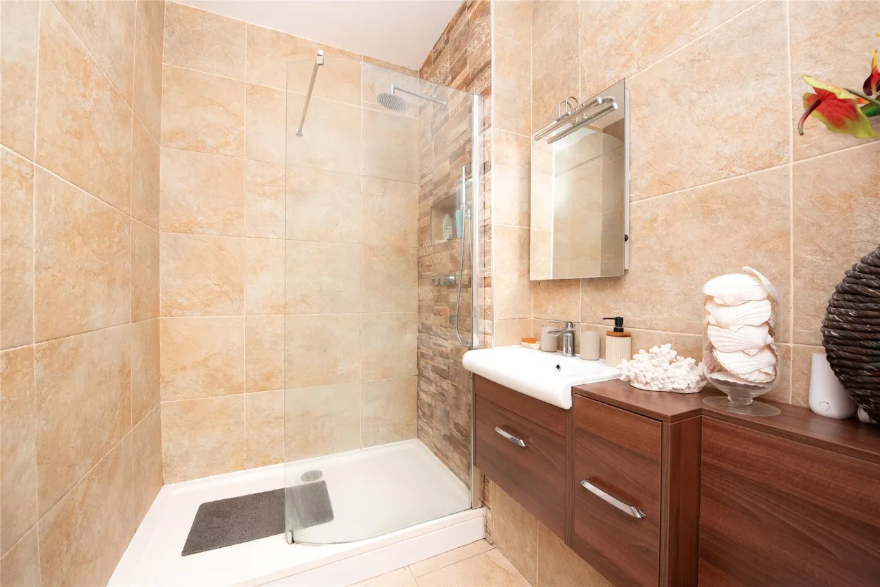 The Hall, Brockhall, NN7, photo 12