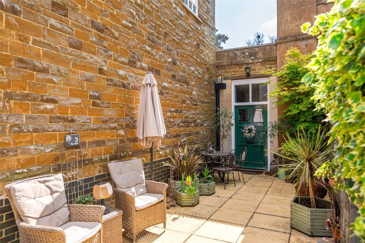 The Hall, Brockhall, NN7, photo 13