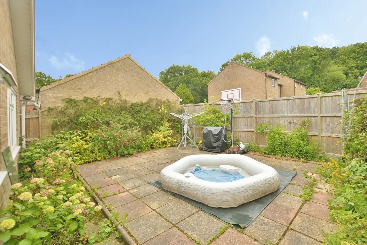 Hawks Way, Ashford, TN23, photo 11