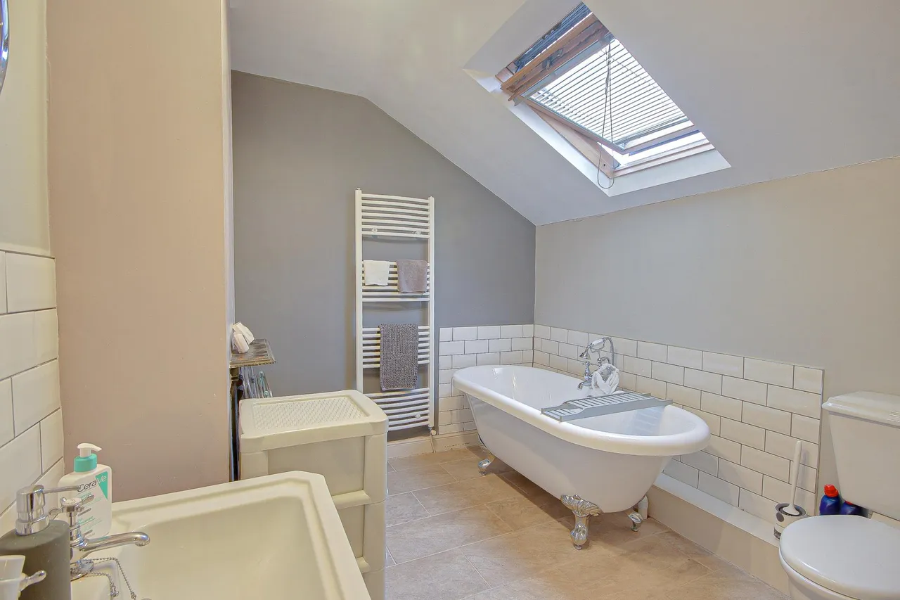 Swan Road, Kingsholm, Gloucester, GL1, photo 4
