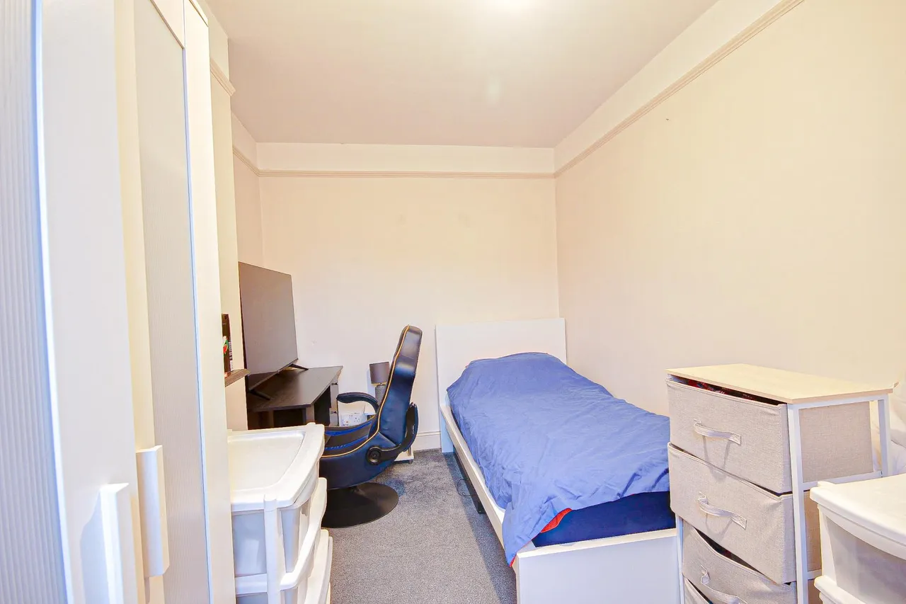 Swan Road, Kingsholm, Gloucester, GL1, photo 7