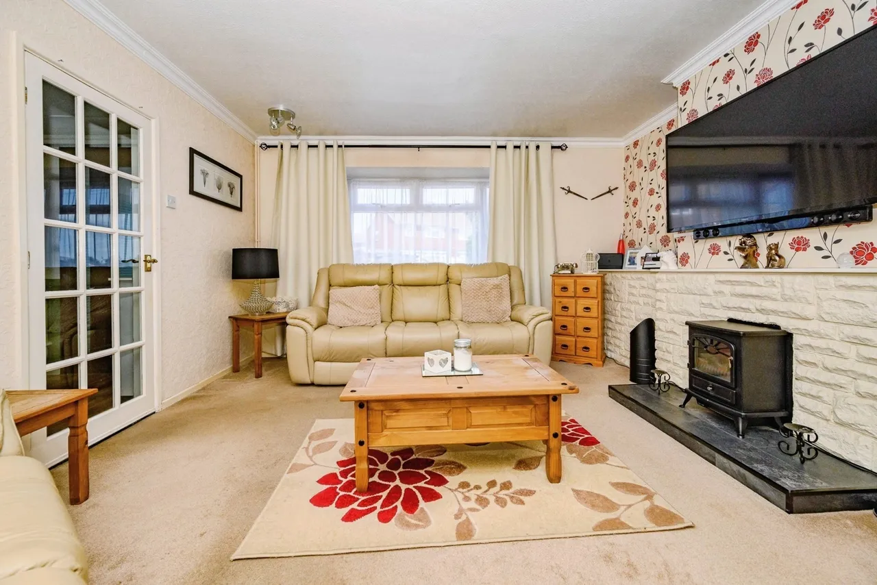 Calverton Road, Luton, Bedfordshire, LU3, photo 2