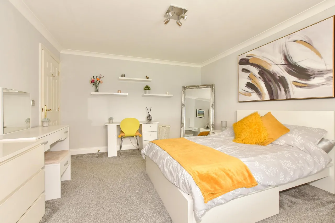 Church Rise, Hythe, CT21, photo 13