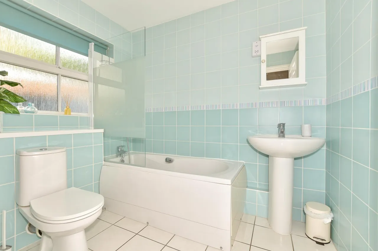 Church Rise, Hythe, CT21, photo 12