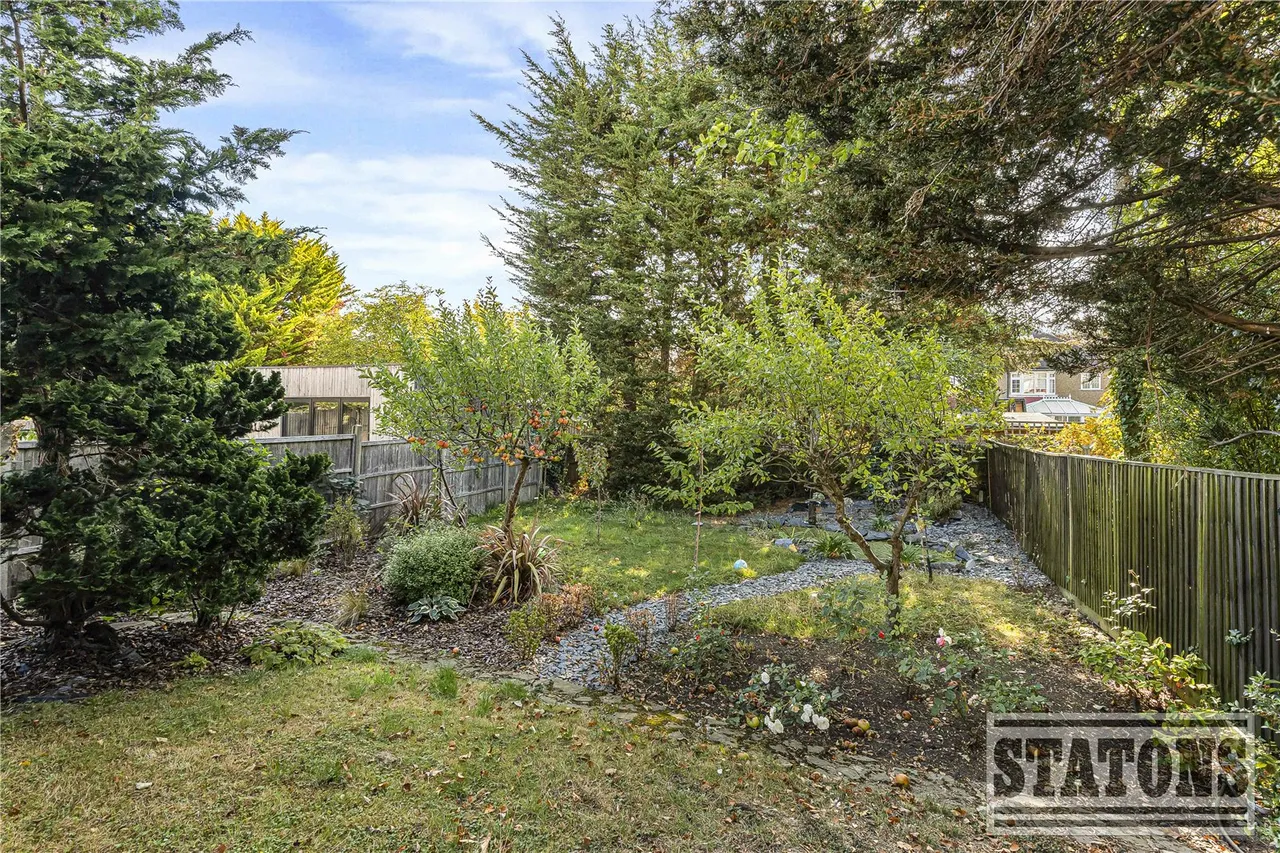 Southway, London, N20 8DE, photo 13