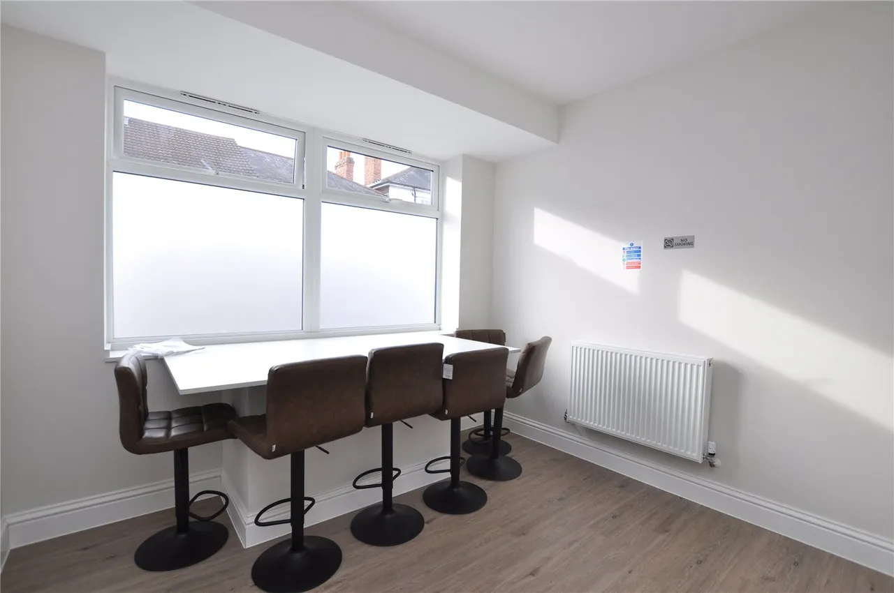 Grosvenor Road, Aldershot, GU11, photo 6