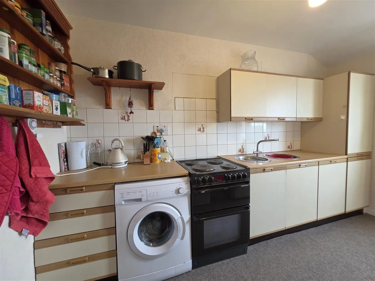 Albion Road, Scarborough YO11 2BT, photo 4