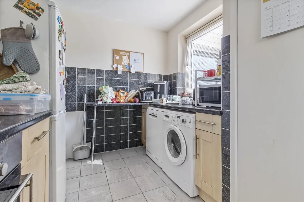 St. Botolphs Road, Worthing, photo 6