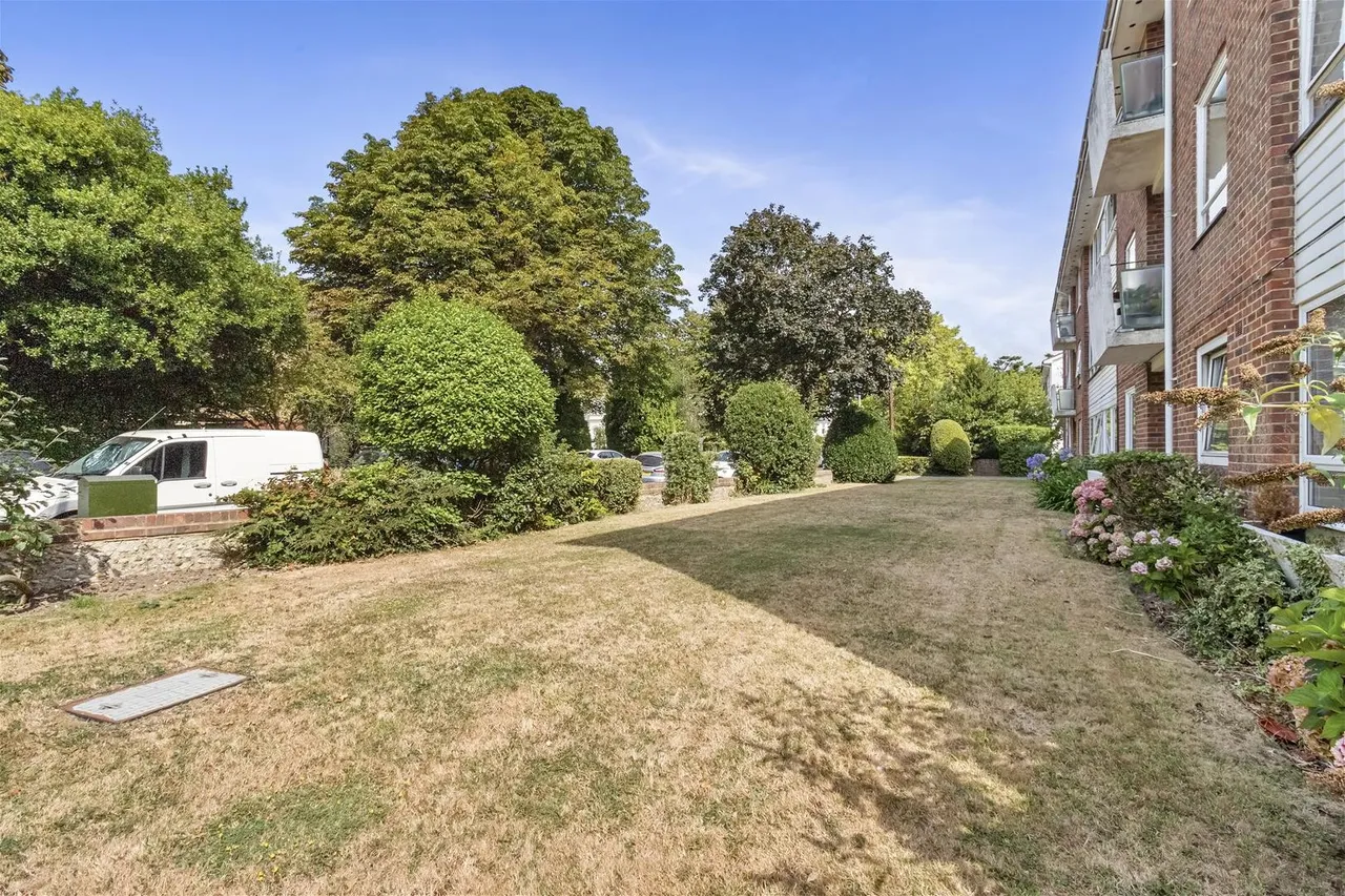 St. Botolphs Road, Worthing, photo 5