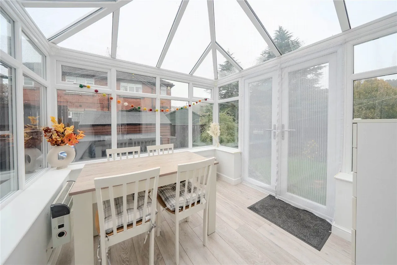 Troydale Grove, Pudsey, LS28, photo 4