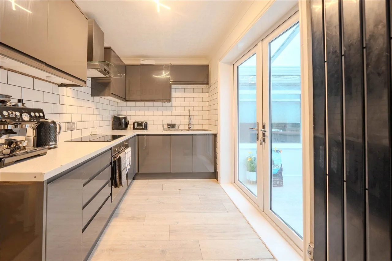 Troydale Grove, Pudsey, LS28, photo 14