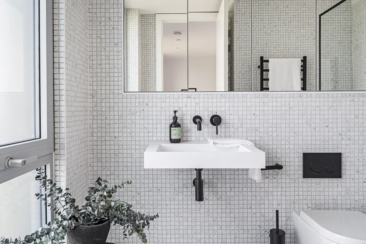 Flat 14, 4 Maple Path, London, photo 6