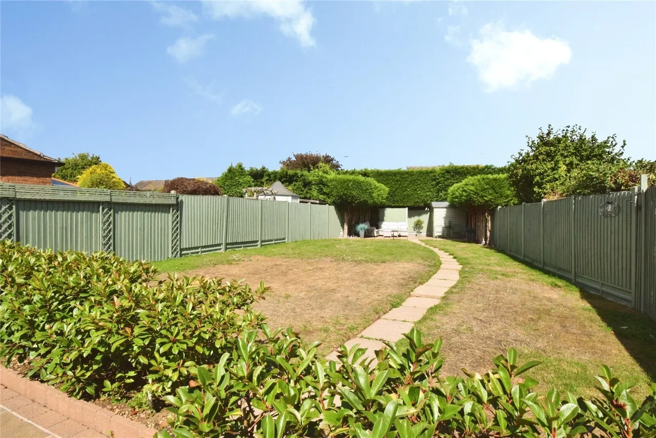 Bideford Close, Wigston, LE18, photo 23