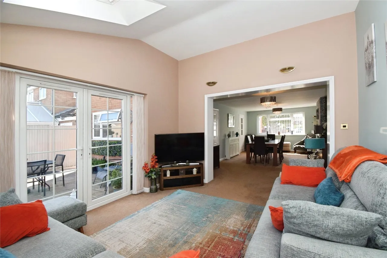 Bideford Close, Wigston, LE18, photo 8