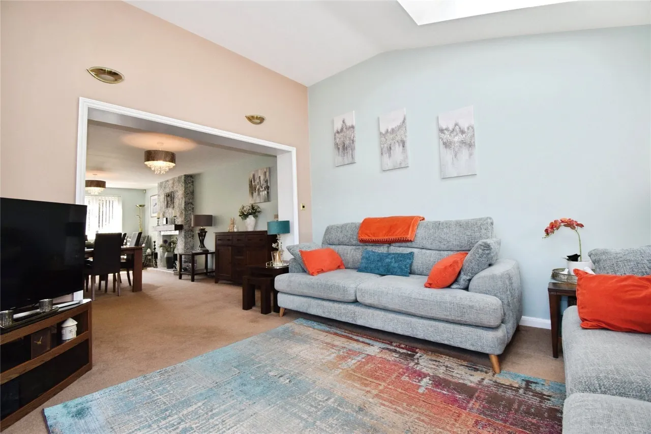 Bideford Close, Wigston, LE18, photo 9