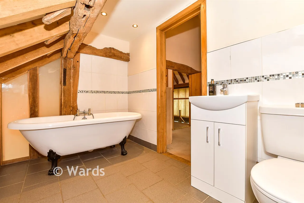 Green Lane, Paddock Wood, TN12, photo 12