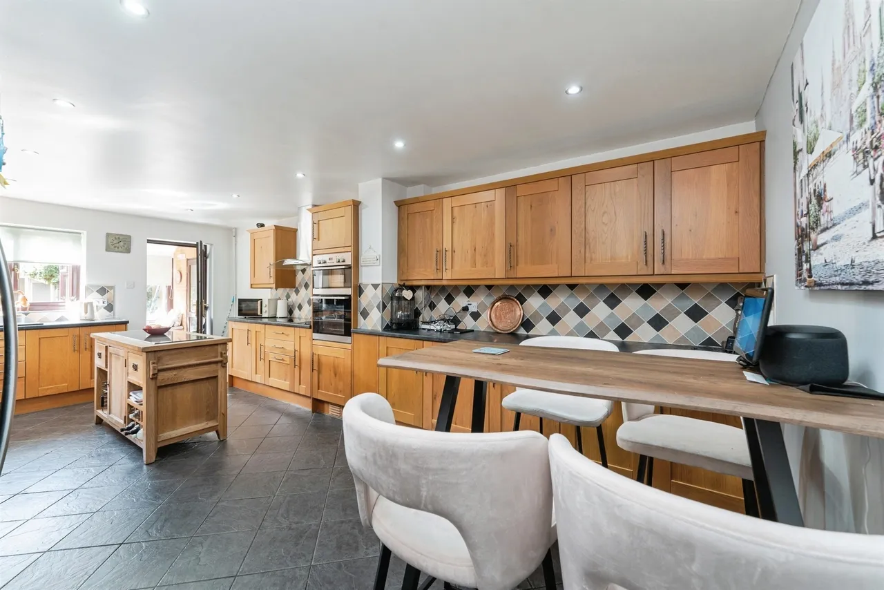 Hawthorn Walk, Bury St. Edmunds, IP28, photo 3