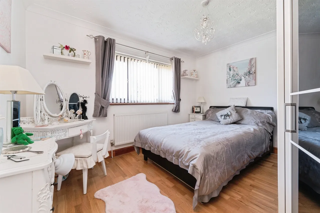 Hawthorn Walk, Bury St. Edmunds, IP28, photo 19