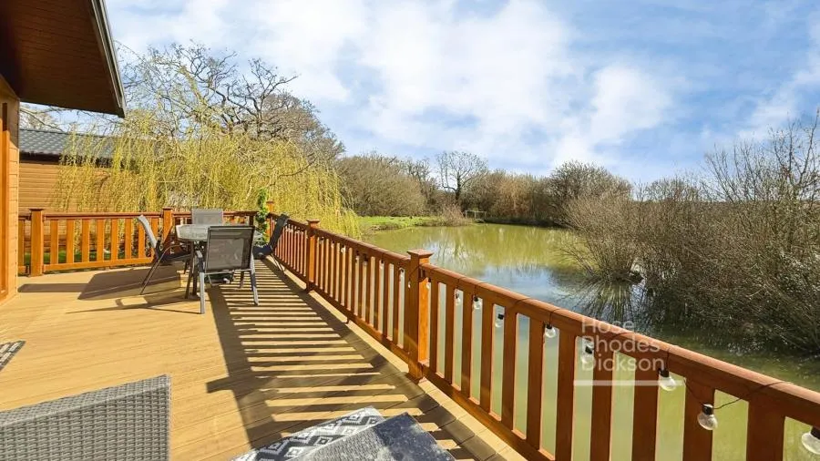 2 bed house for sale, Roebeck, Upton, PO33
