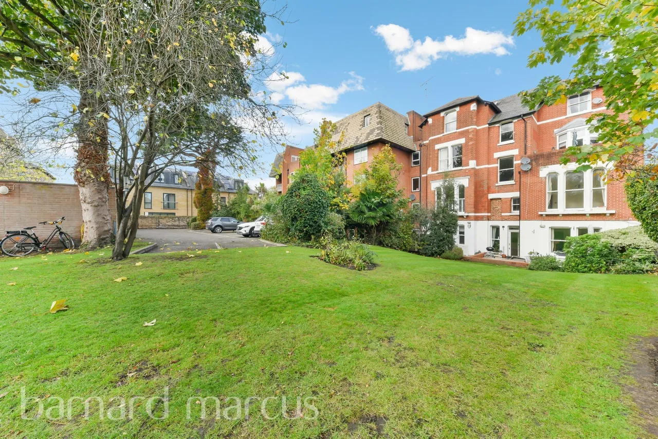 Upper Richmond Road, Putney, photo 11
