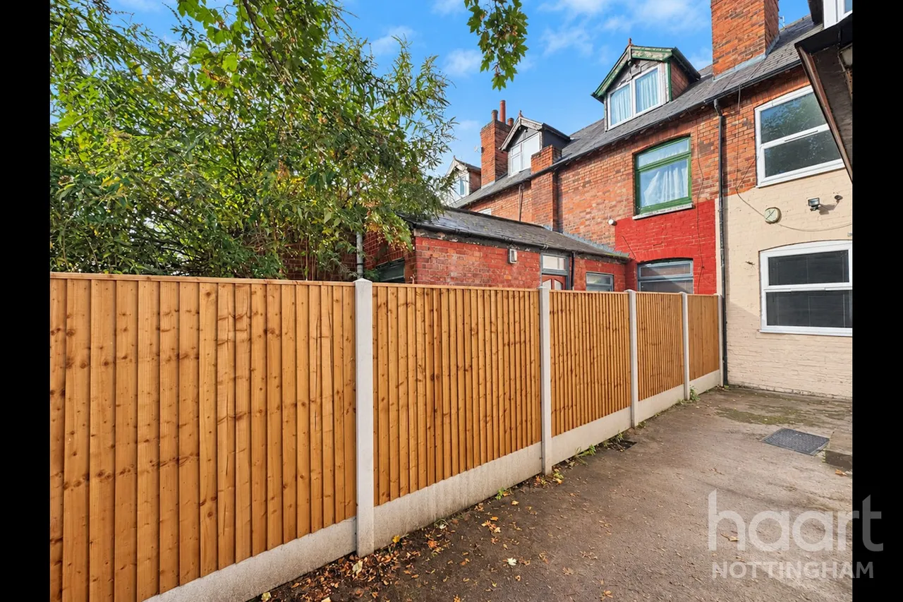 Glapton Road, The Meadows, NG2, photo 15