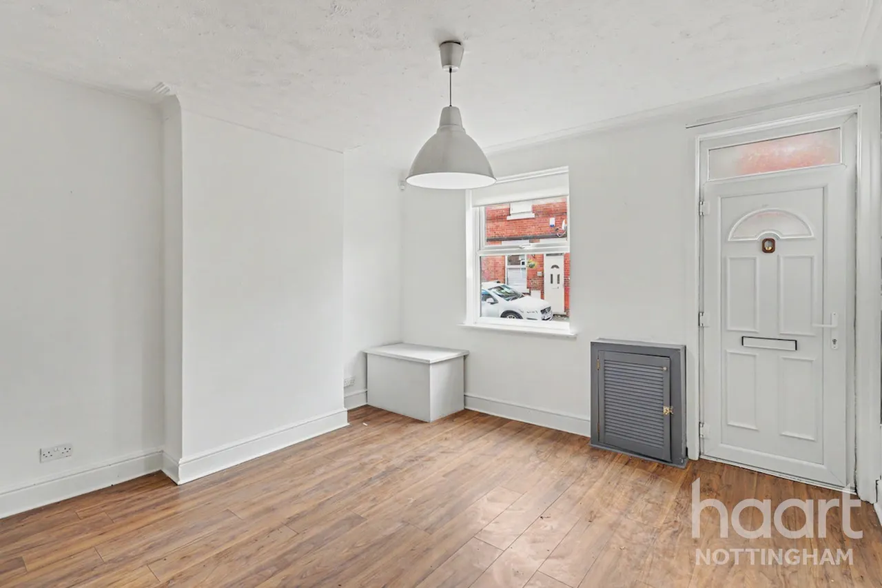 Glapton Road, The Meadows, NG2, photo 5